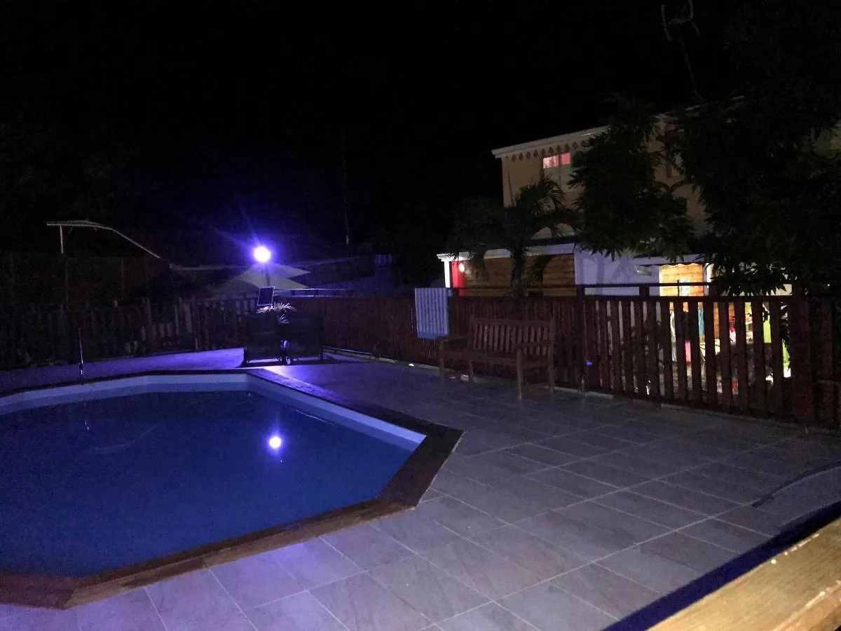 Vacances Chez Heleneb Sainte-Anne  Sainte-Anne (Grande-Terre)